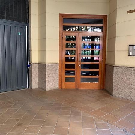 Apartamento Con Encanto Y Parking Privado Y Gratuito 格拉纳达 外观 照片