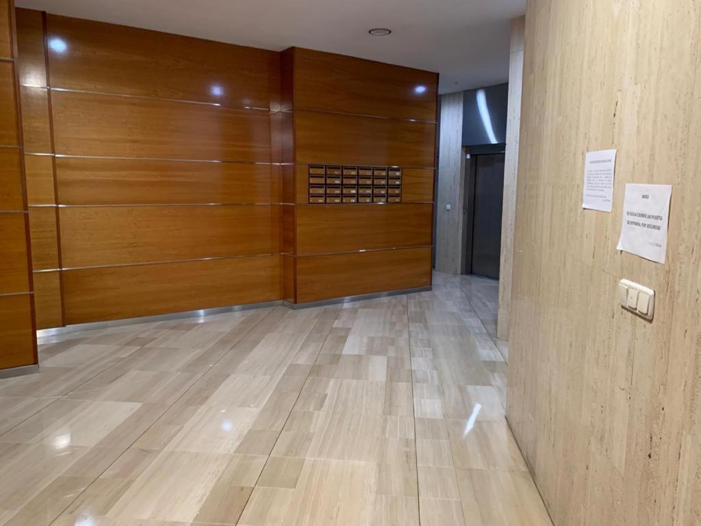 Apartamento Con Encanto Y Parking Privado Y Gratuito 格拉纳达 外观 照片